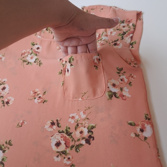 Lily White flowered blouse for women slim size S Polyester‎ - Picture 2 of 10